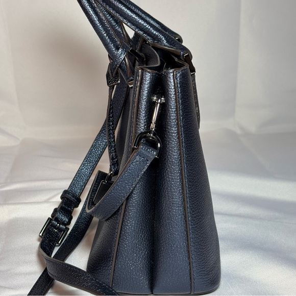 🔥 SALE! Michael Kors Adele Midnight Crossbody Bag with Adjustable Strap - Picture 5 of 16